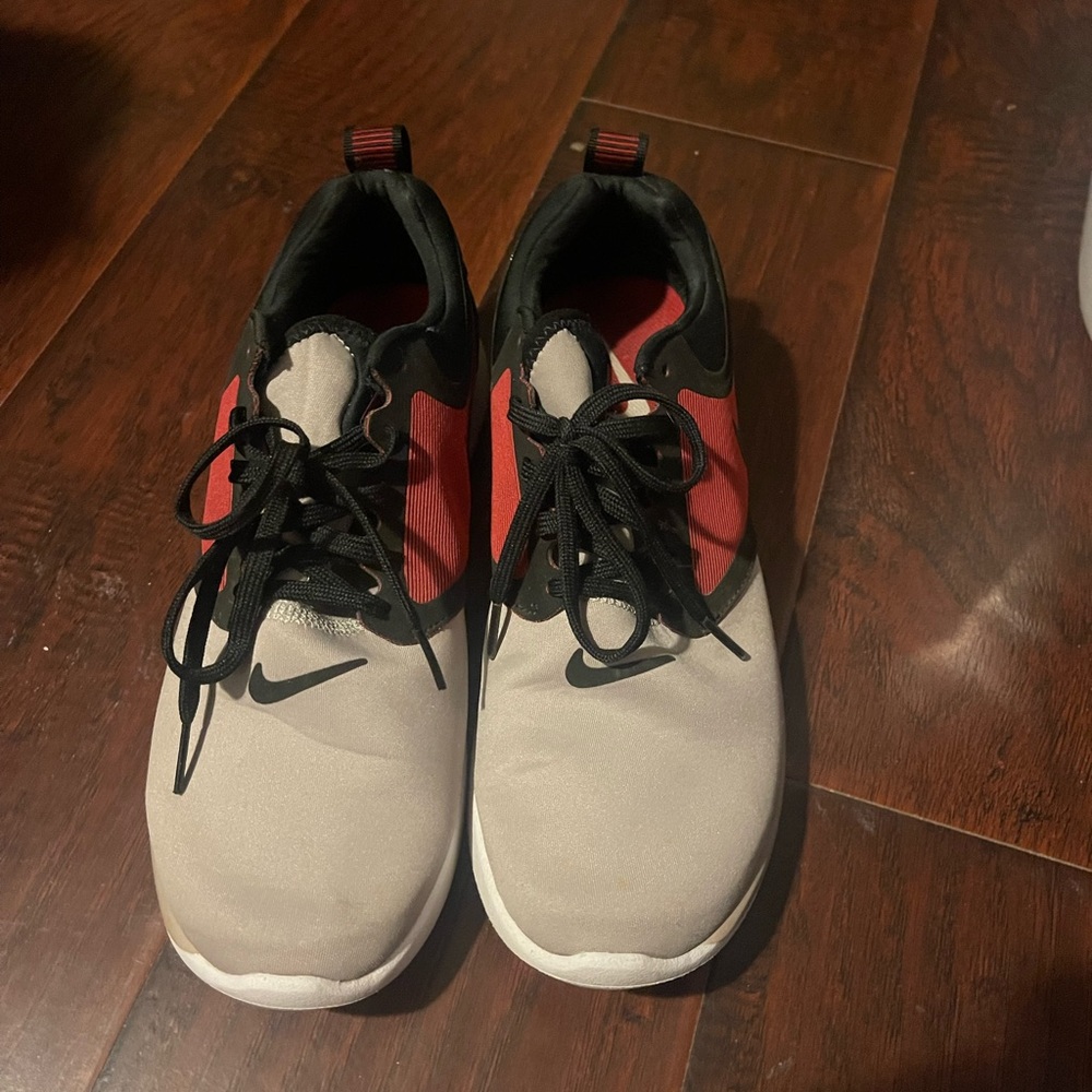 Nike shoe